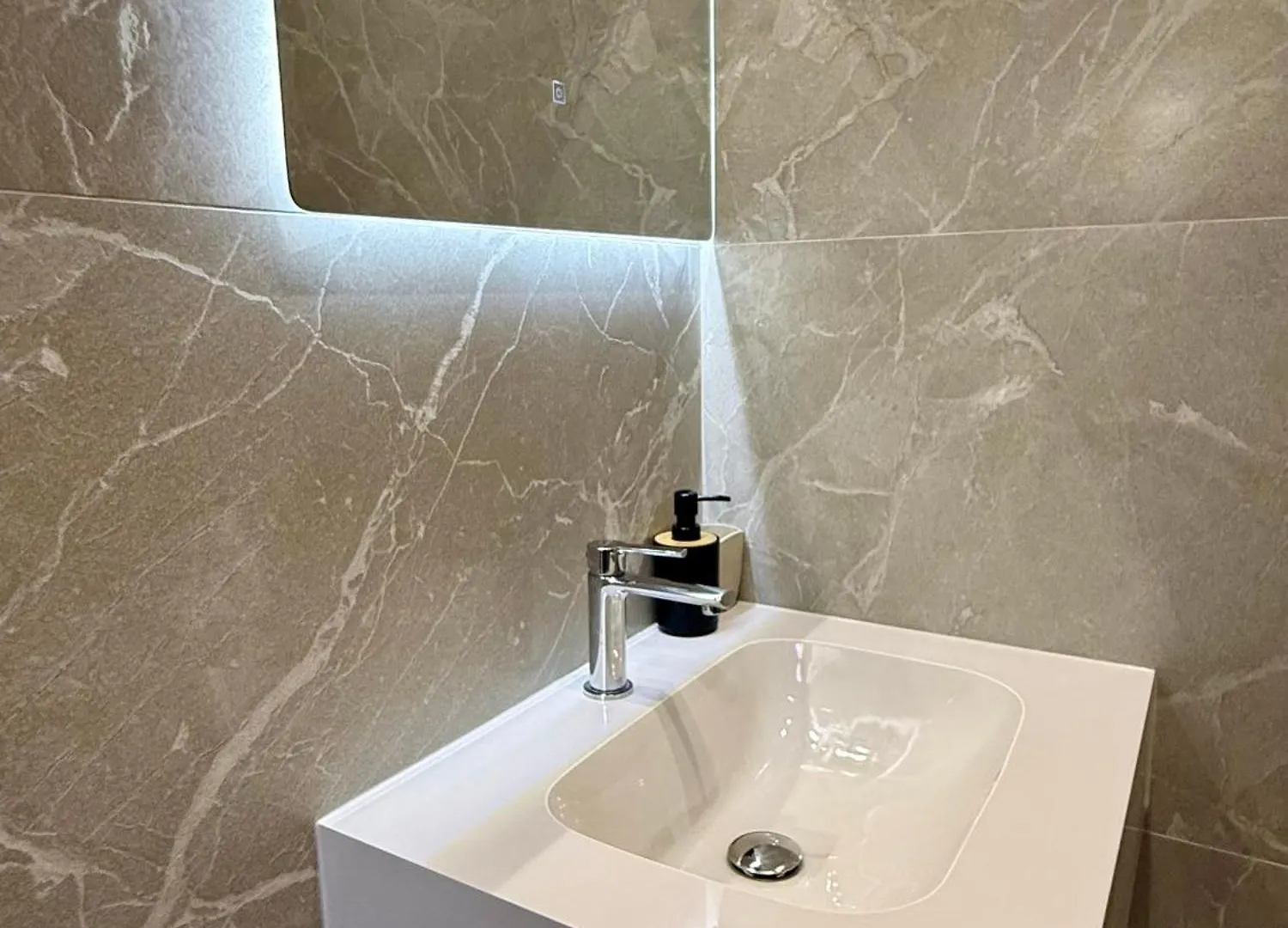 Aparthotel Villa24 Vlorë